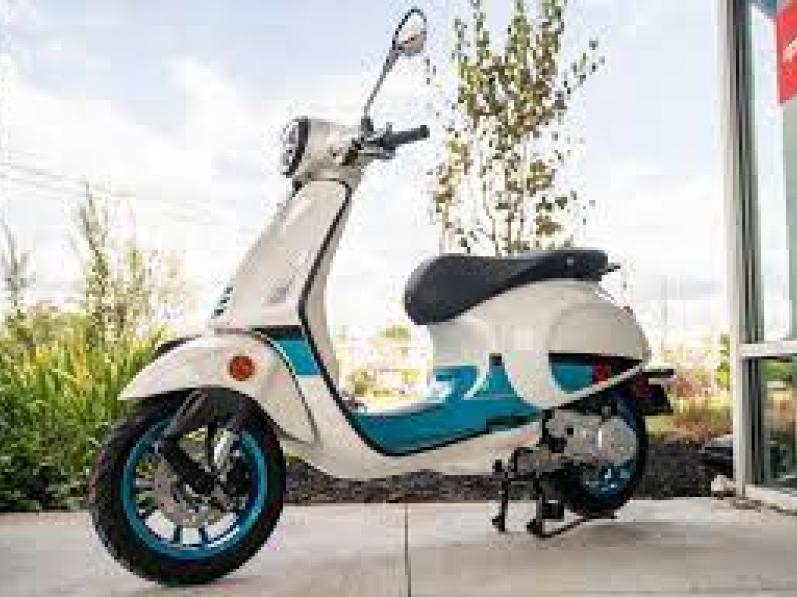 VESPA PRIMAVERA 50 COLOR VIBES